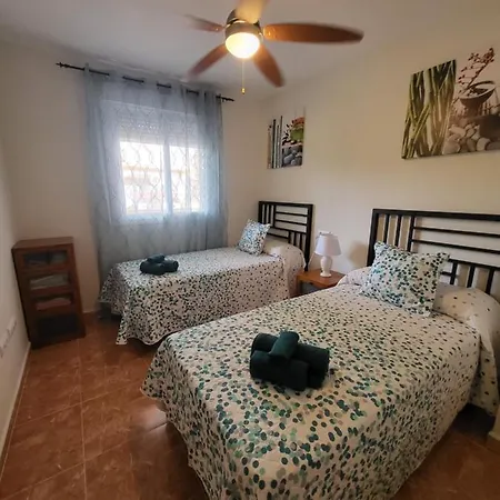 Bajo Precioso En Primera Linea De Vera-playa Con Piscina Privada Y Terraza!