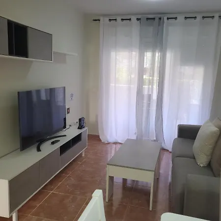 Bajo Precioso En Primera Linea De Vera-playa Con Piscina Privada Y Terraza! *